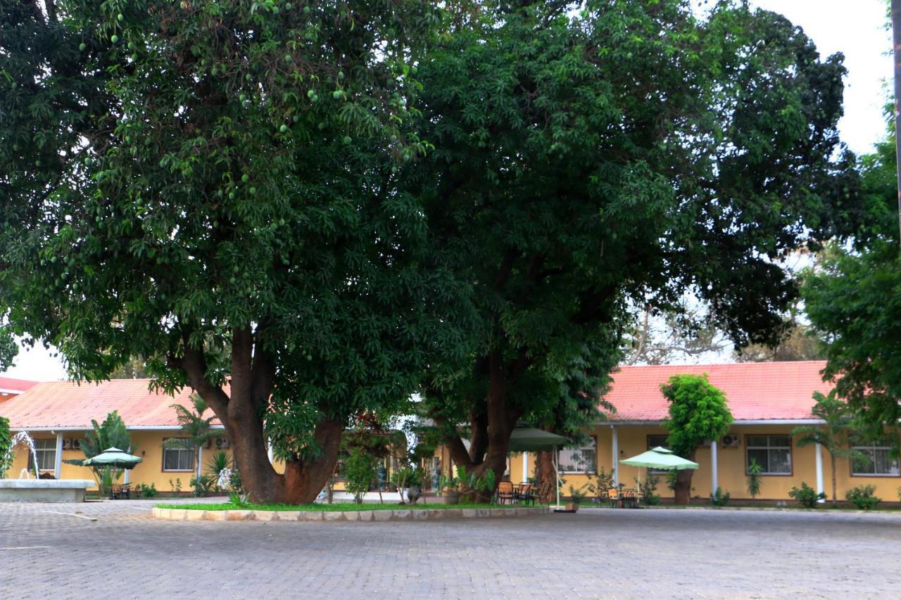 Oriental Swan Hotel Livingstone Exterior foto